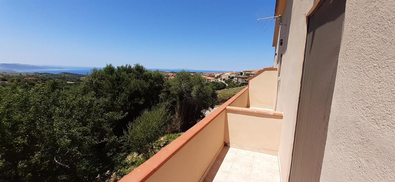 Casa Vacanza Costa Rossa Vista Mare Trinita d'Agultu e Vignola Ngoại thất bức ảnh