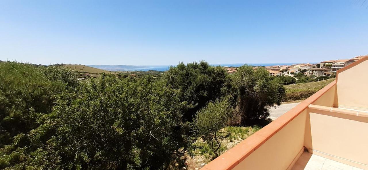 Casa Vacanza Costa Rossa Vista Mare Trinita d'Agultu e Vignola Ngoại thất bức ảnh