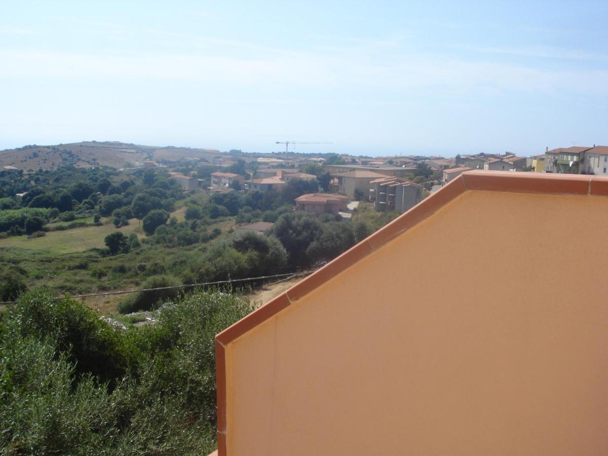 Casa Vacanza Costa Rossa Vista Mare Trinita d'Agultu e Vignola Ngoại thất bức ảnh